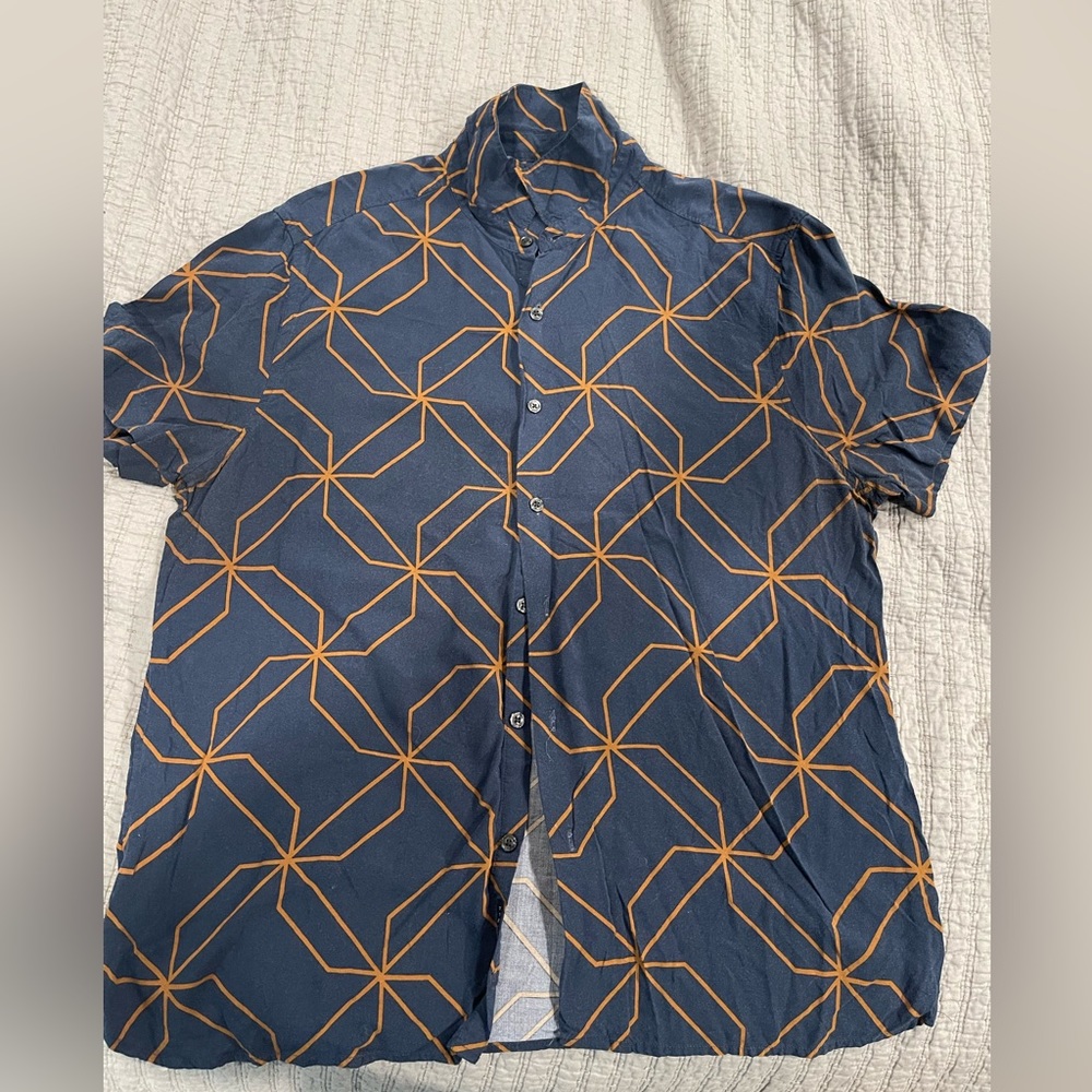 Perry Ellis Short Sleeve Button Down Shirt